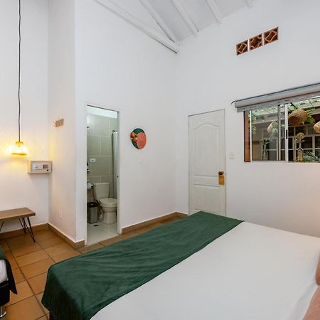 Botanica Casa Hotel Медельин Экстерьер фото