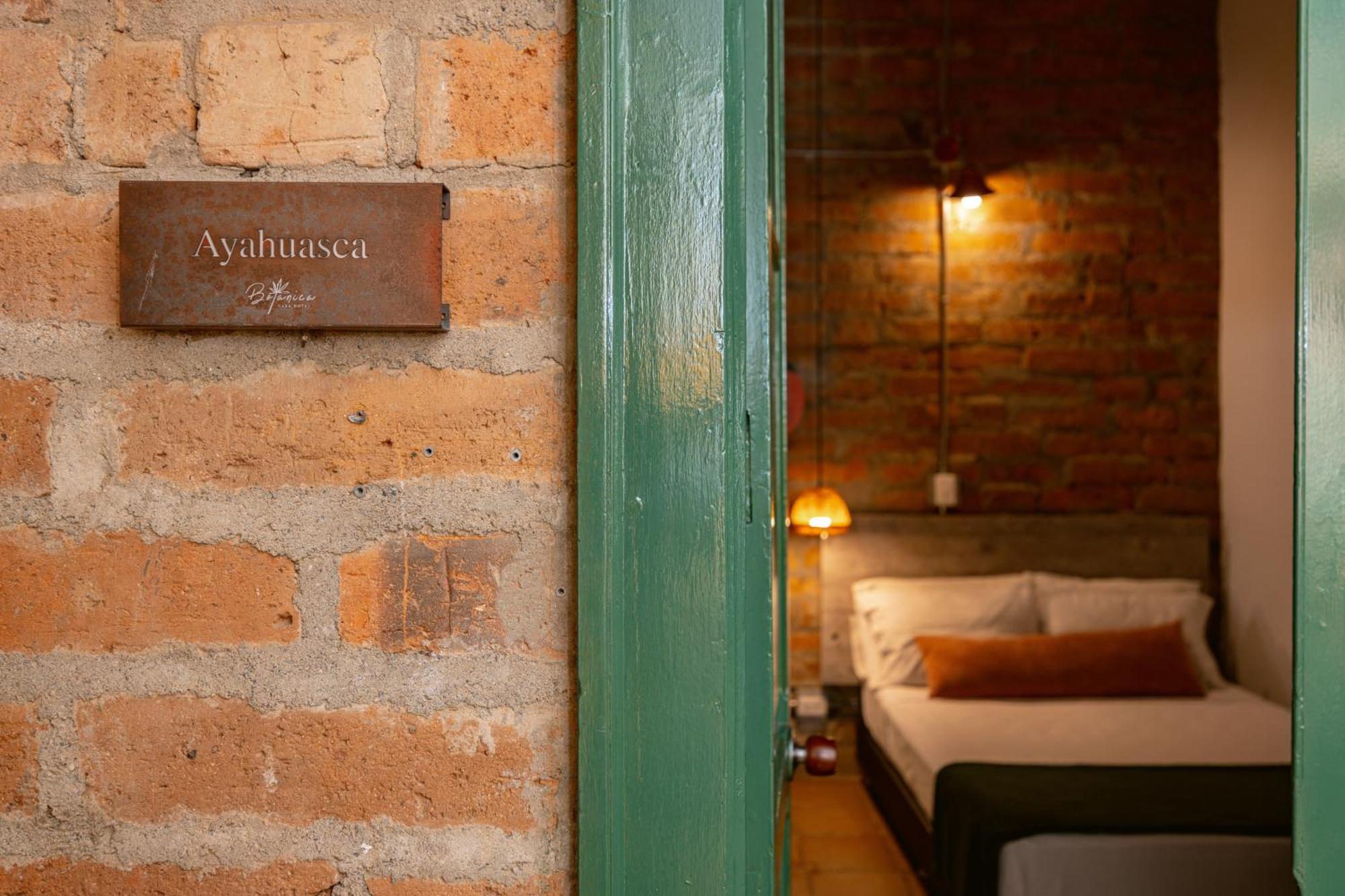 Botanica Casa Hotel Медельин Экстерьер фото